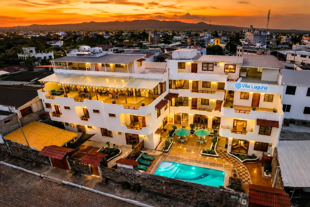 VillaLaguna-Hotel-exterior